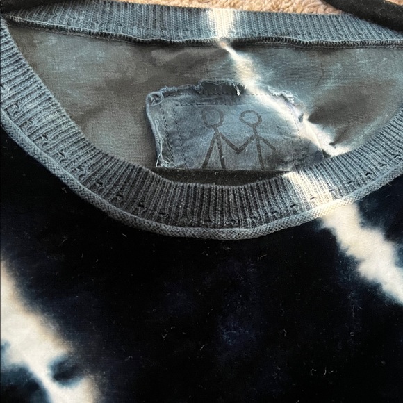 Johnny Was Blue/White Tie Dye Oversized Velvet Tunic Long Sleeve. Size M - Picture 4 of 7